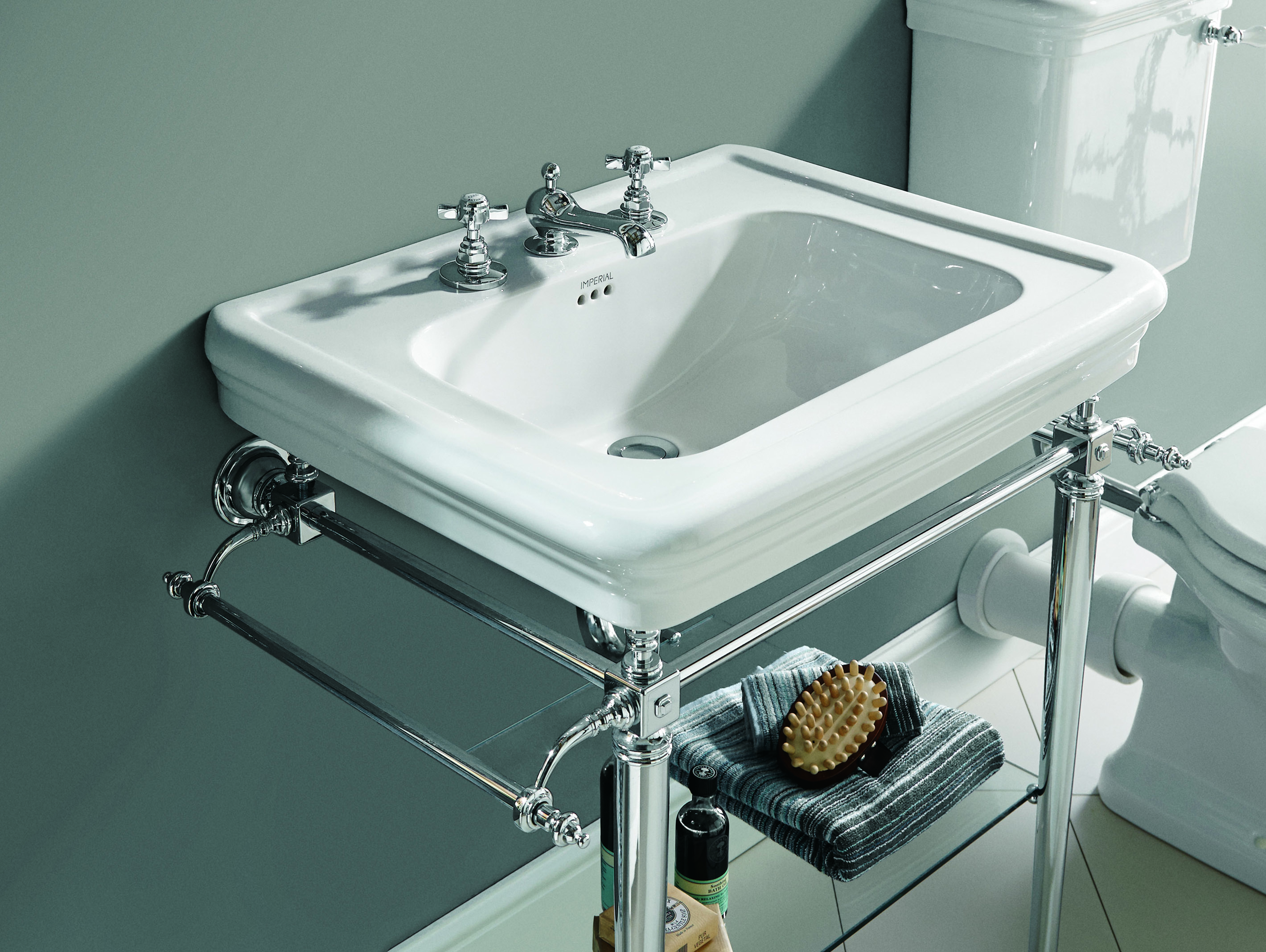 _Centre 3. Etoile Vergennes Large Basin Stand – HR